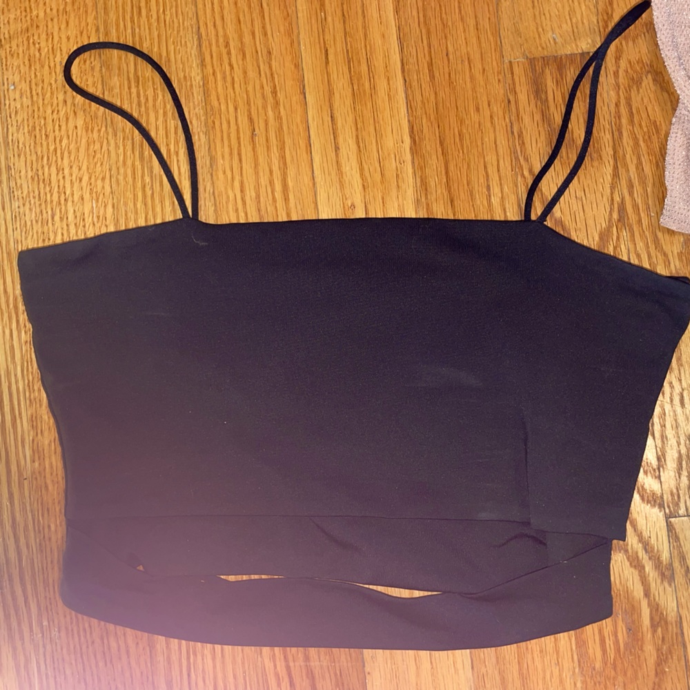 Black crop top